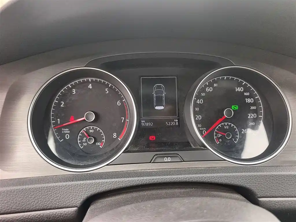 Volkswagen Golf 2015 1.4TSI Automatic Comfort фото 4