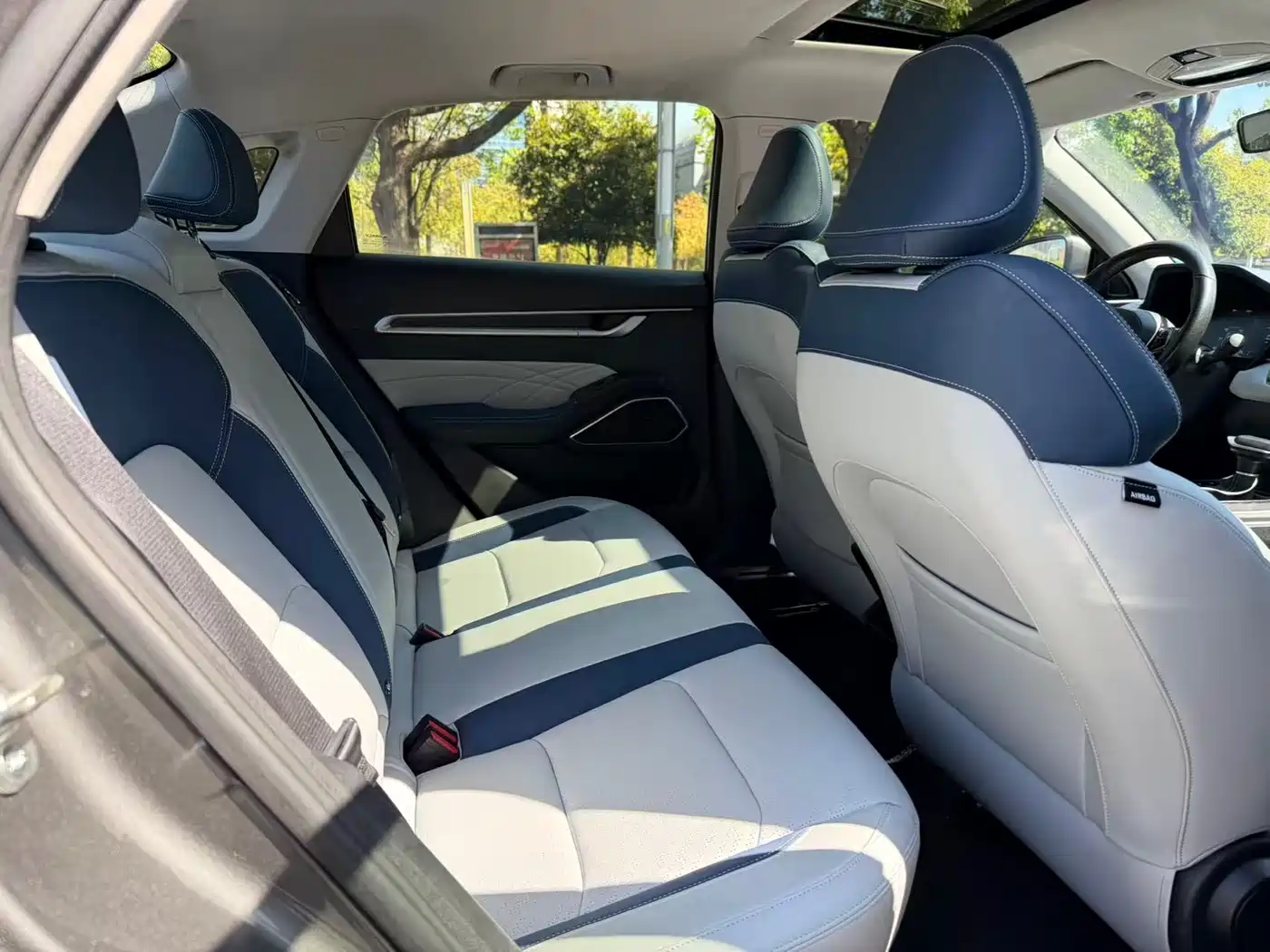 GEELY AUTOMOBILE EMGRAND