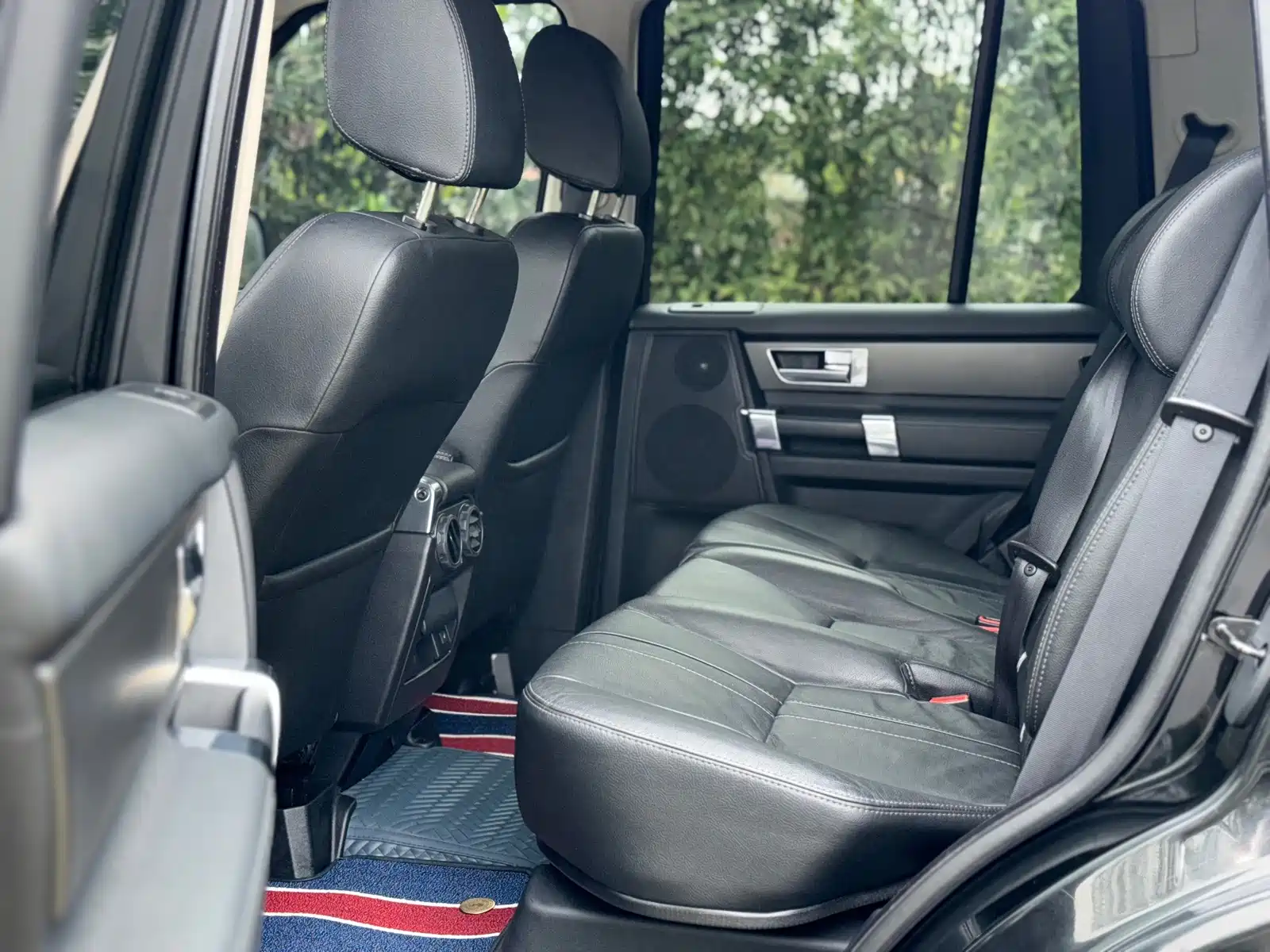 Фото 6 - Land Rover Discovery