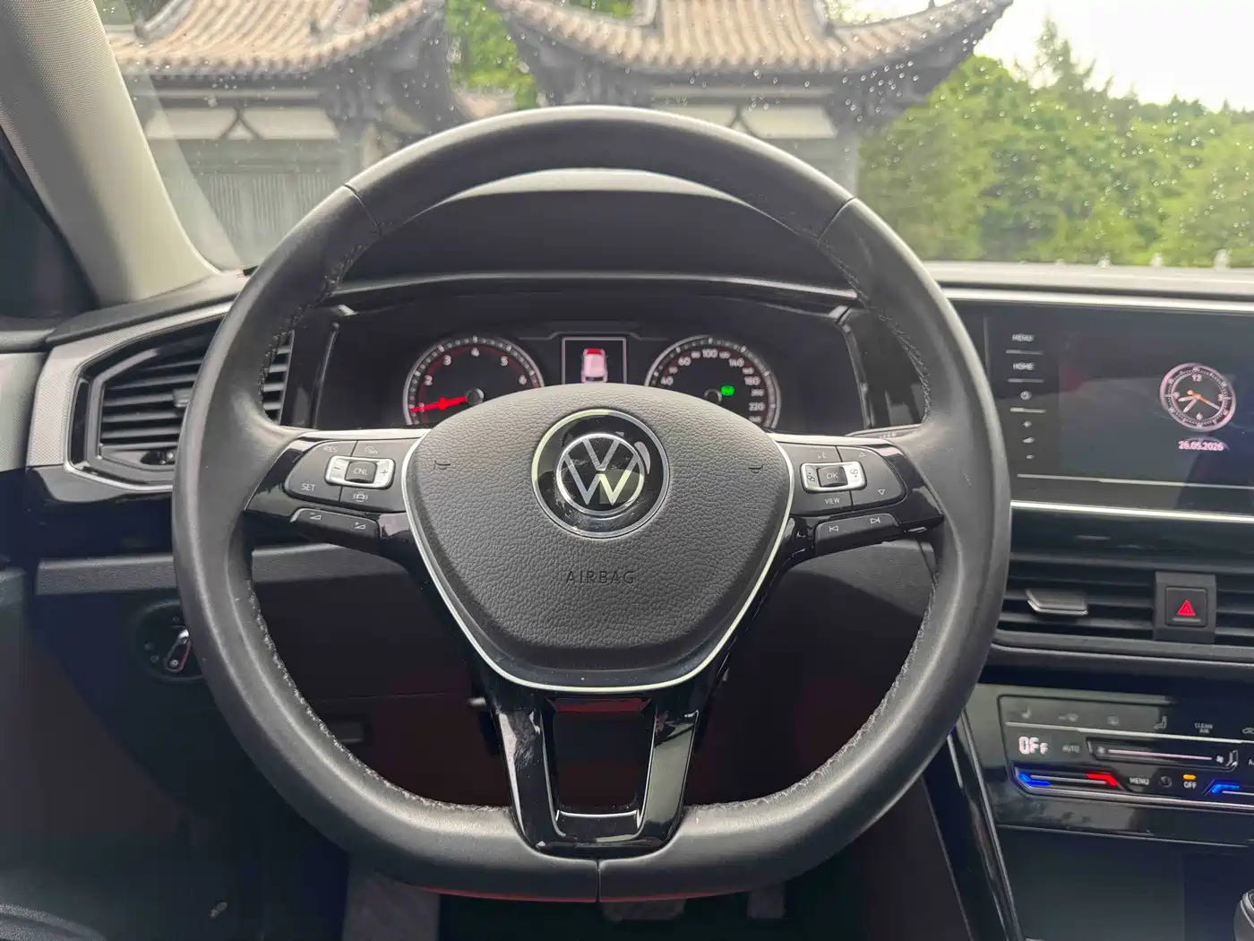 Volkswagen Tayron 2022 280TSI 2WD Luxury Smart Connect Edition фото 15
