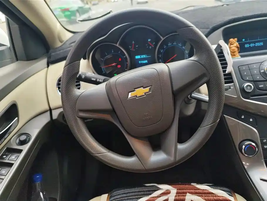 Chevrolet Cruze 2015 1.5L Classic SE AT фото 15