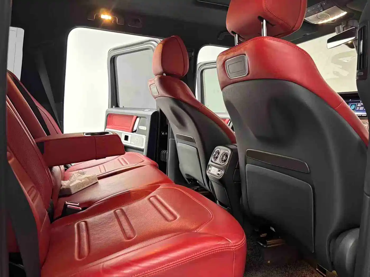 Mercedes-Benz G-Class 2022 G 500 фото 9