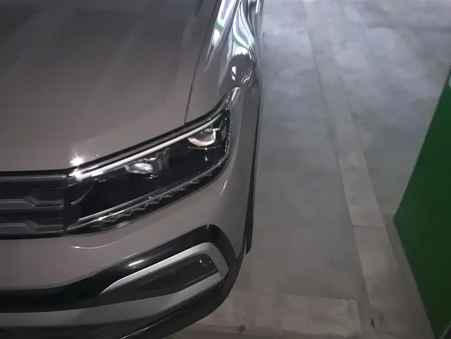 Volkswagen T-Cross 2019 1.5L Automatic Comfort Edition фото 5