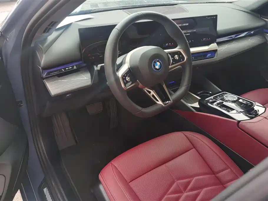 BMW i5 2024 eDrive 35L Premium Model M Sport Package фото 12