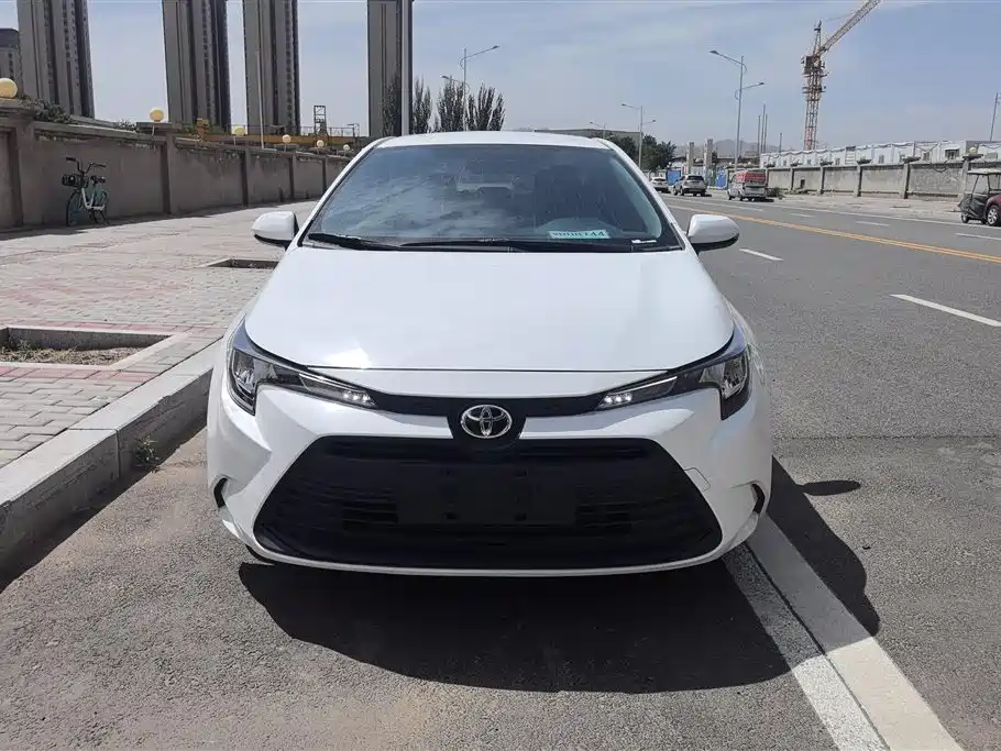 Toyota Levin 2023 TNGA 1.5L CVT Progressive фото 2