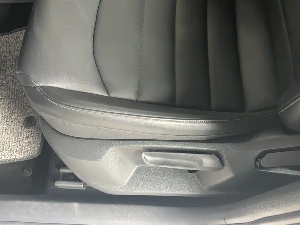Volkswagen Tharu 2020 280TSI 2WD Luxury Edition China VI фото 15
