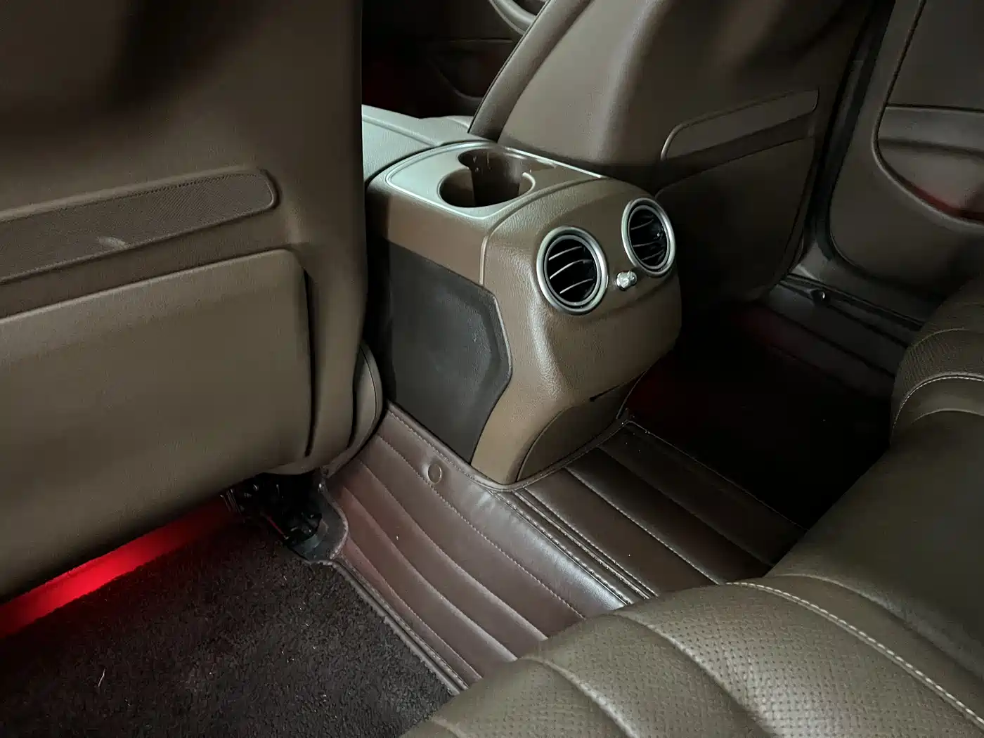 Mercedes-Benz E-Class 2020 Facelift E 300 L Exclusive фото 6