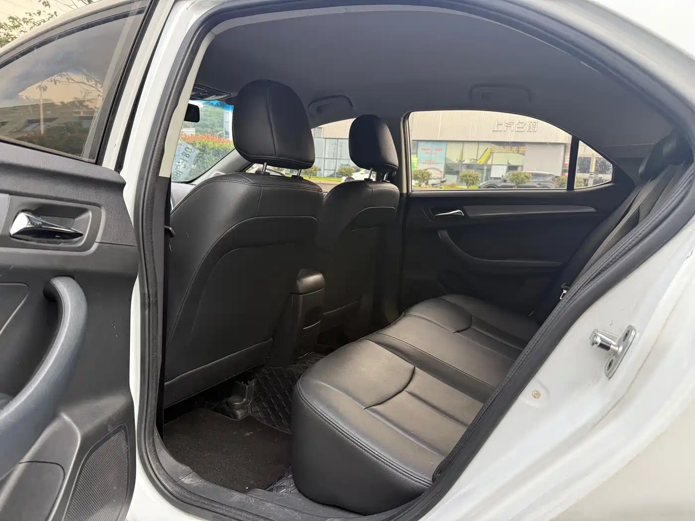 Roewe 360 2018 2018 PLUS 1.5L Automatic Luxury Edition