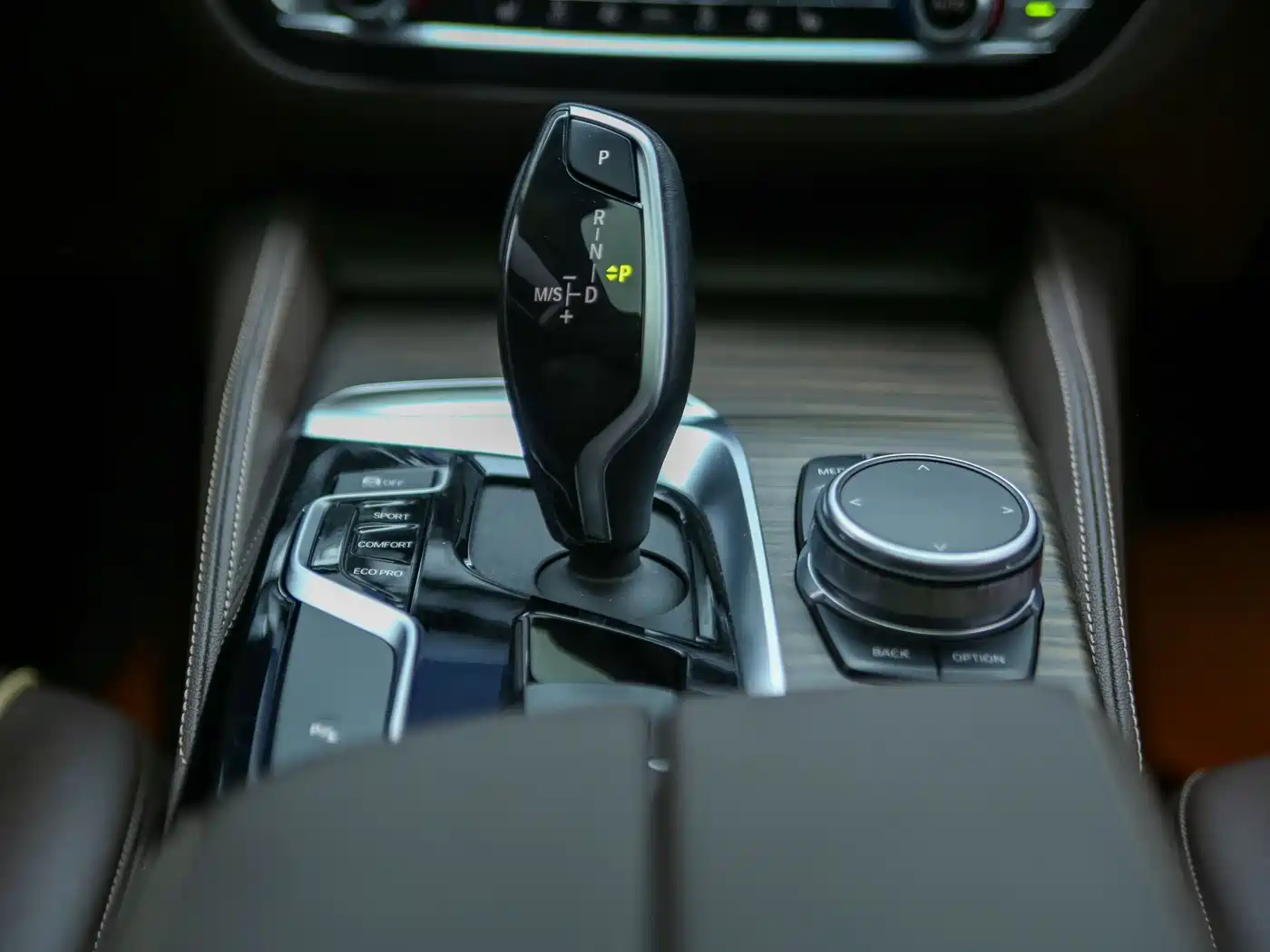 BMW 5 Series 2019 530Li Leading Luxury Package фото 21