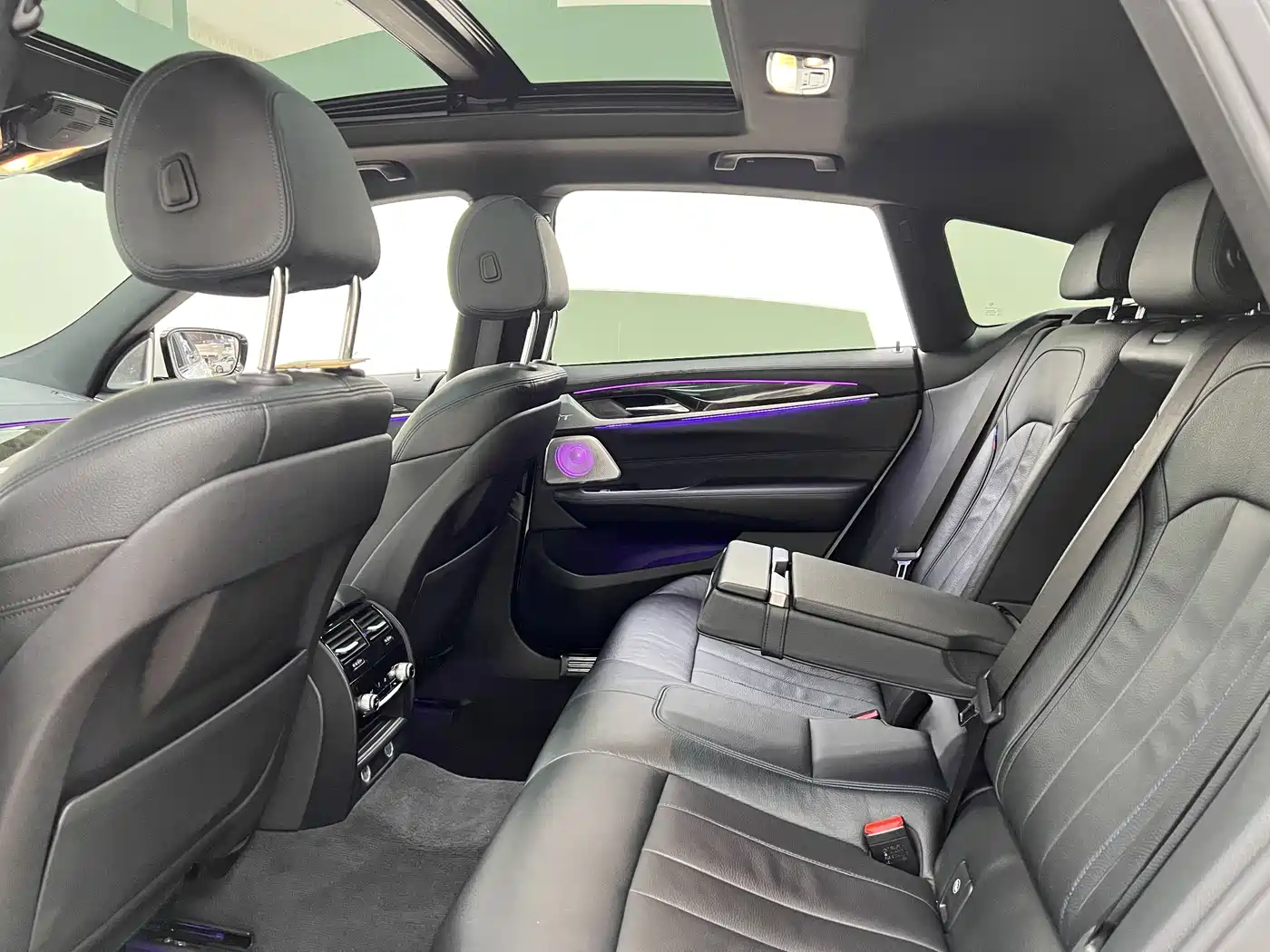 BMW 6 Series GT 2019 630i M Sport Package фото 27