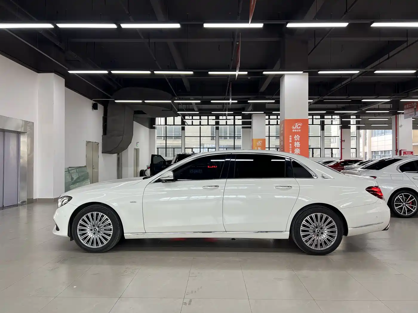 Mercedes-Benz E-Class 2020 Facelift E 300 L Exclusive фото 5