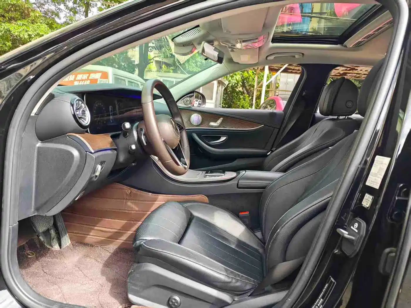 Mercedes-Benz E-Class 2016 E 200 L фото 11
