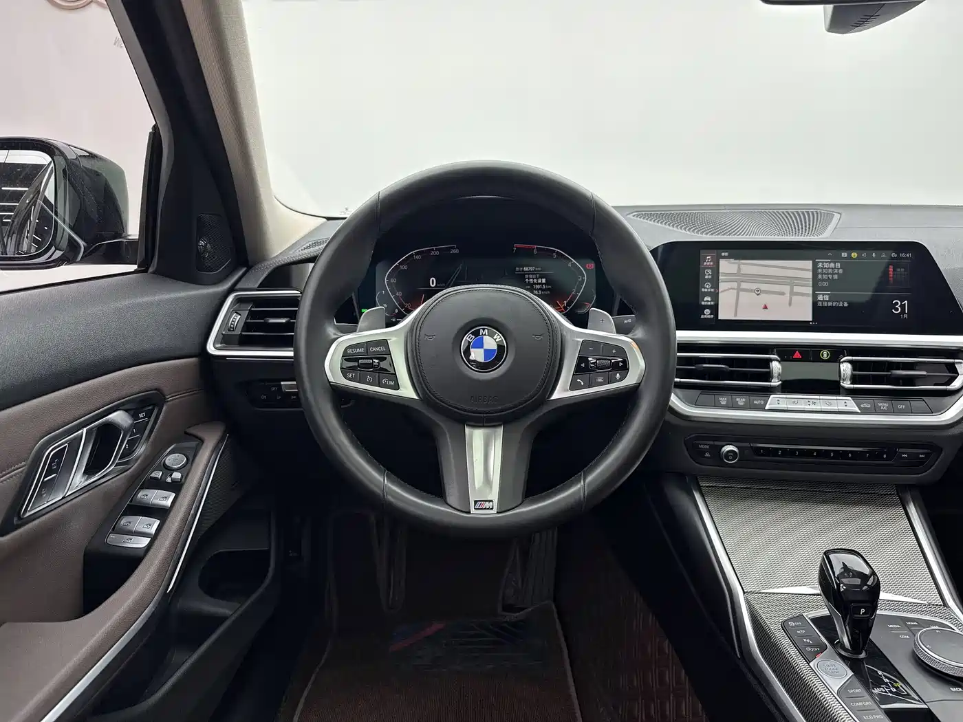BMW 3 Series 2020 Facelift 325i M Sport Night Edition фото 16