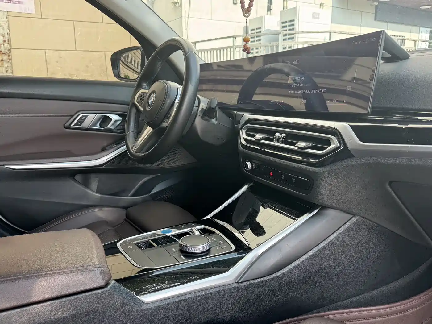 BMW i3 2022 eDrive 35 L фото 9