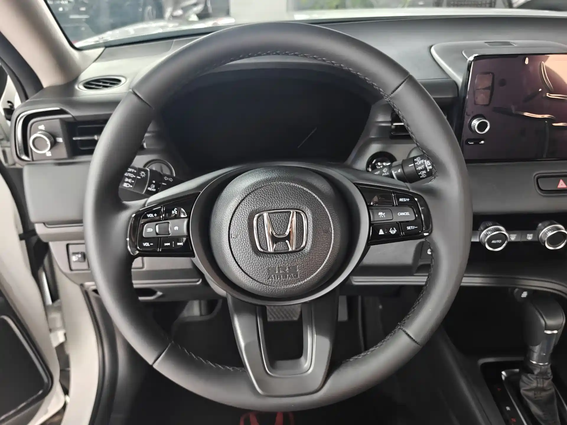 Фото 8 - Honda XR-V