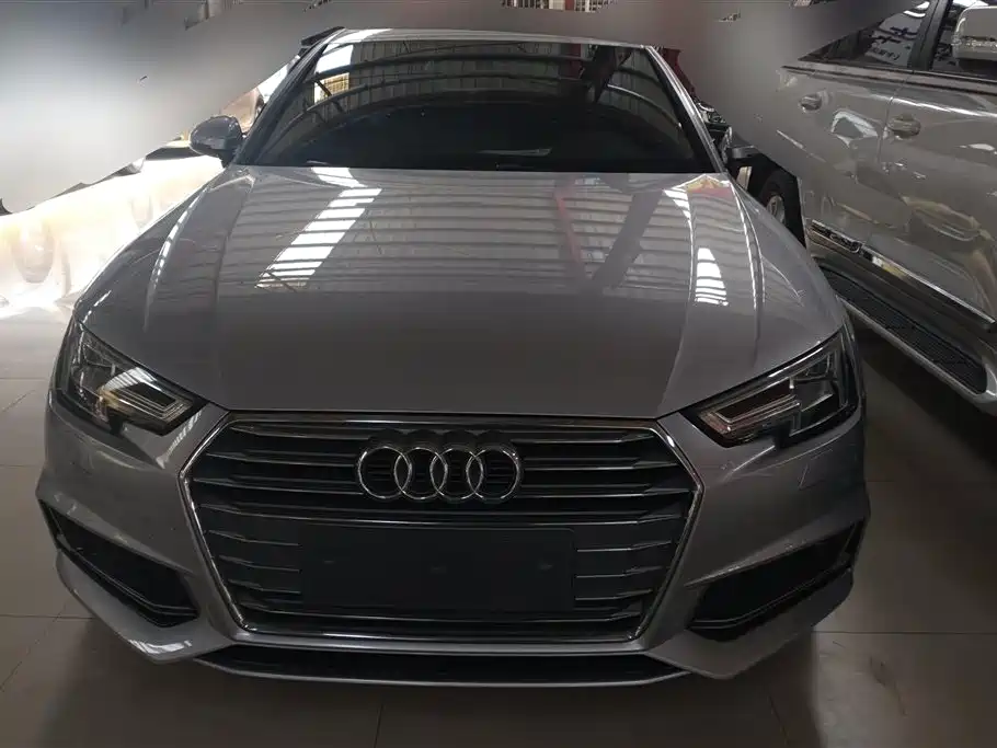 Audi A4L 2018 30th Anniversary 40 TFSI Sport фото 2