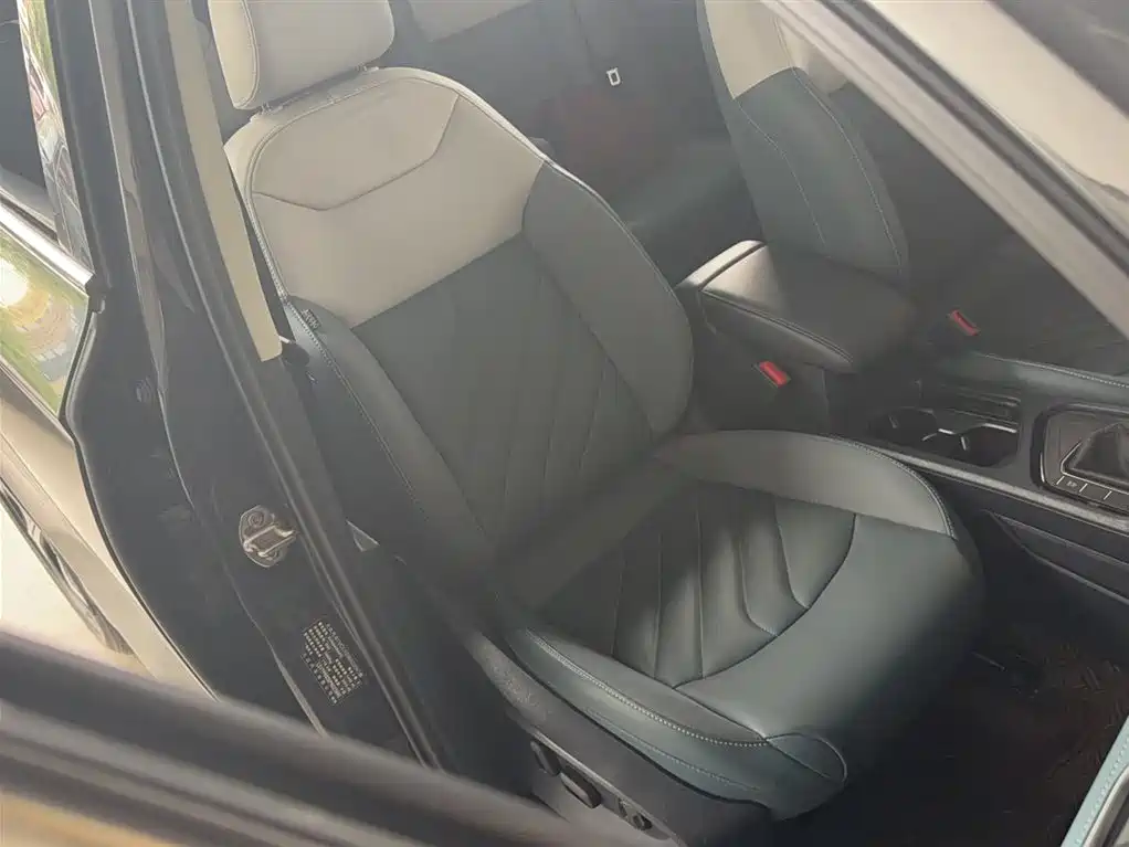 Volkswagen Tharu 2023 300TSI 2WD Full Moon Edition фото 3