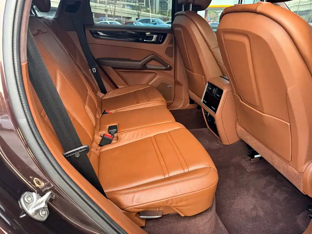Porsche Cayenne 2019 Cayenne 3.0T фото 10