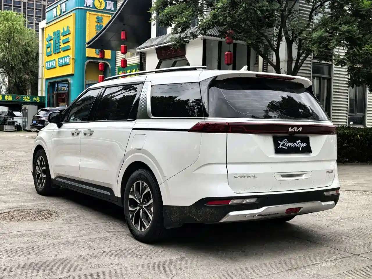 Kia Carnival 2021 2.0T Luxury Tech Edition фото 6