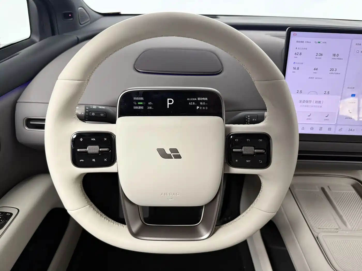 Li Auto i6 2026 2025 2WD Base Model