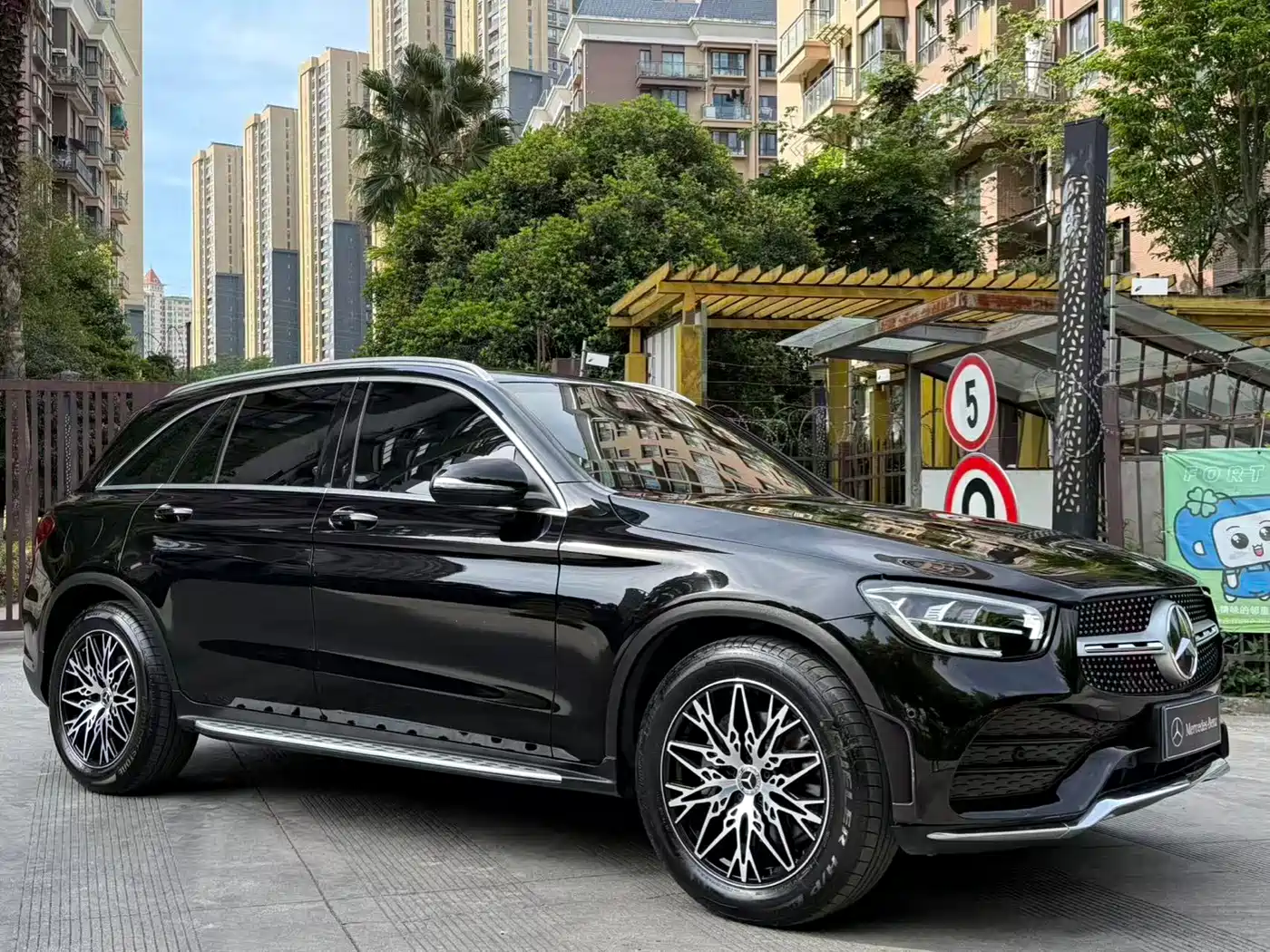 Mercedes-Benz GLC 2020 Facelift GLC 300 L 4MATIC Luxury фото 15