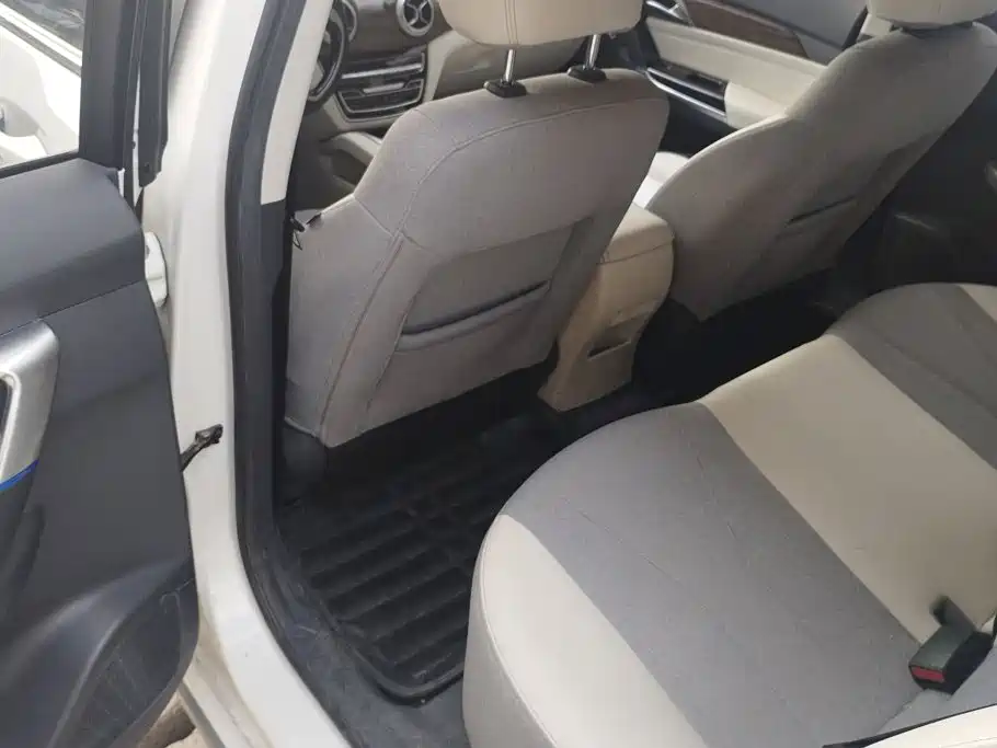 BAIC Beijing EU5 2018 2018 R500 Smart Wind Edition