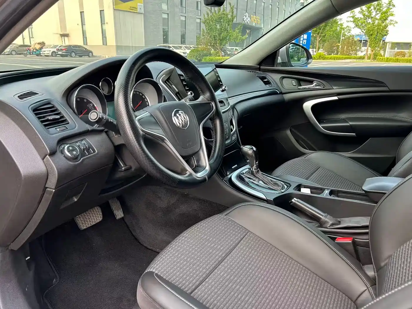 Buick Regal 2015 1.6T Leading Tech Edition фото 9
