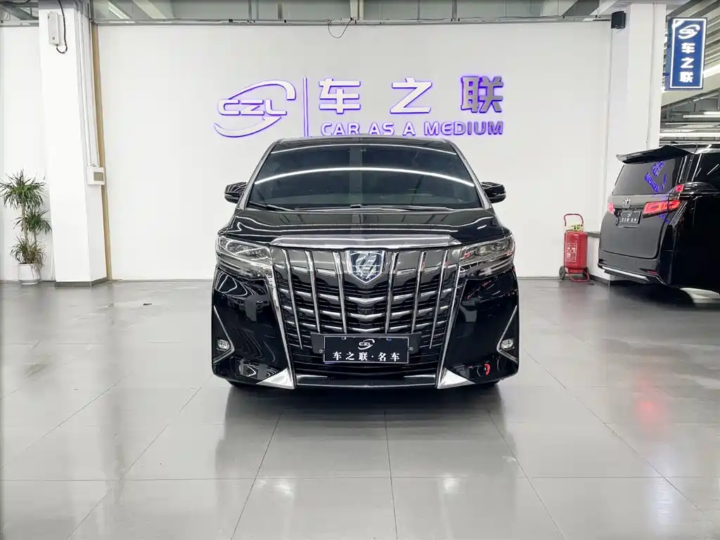 Toyota Alphard 2020 Hybrid 2.5L Premium Edition фото 2