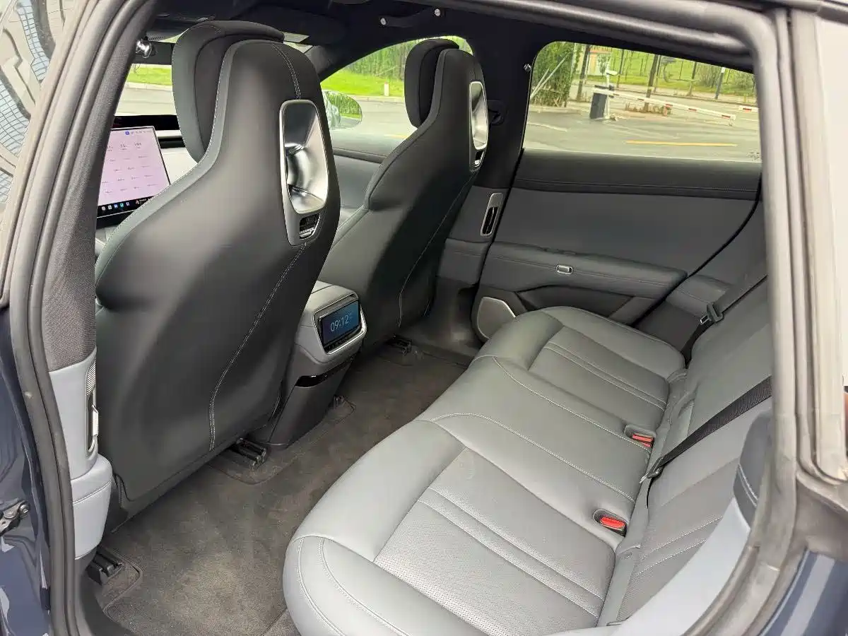 Xiaomi Auto Xiaomi YU7 2025 Extended Range RWD Edition фото 13