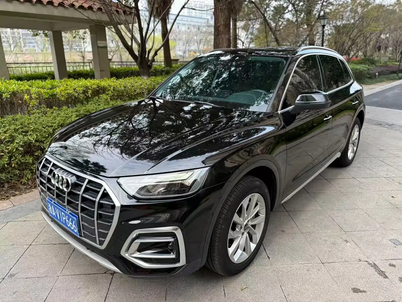 Audi Q5L 2024 Model 40 TFSI Luxury Elegance