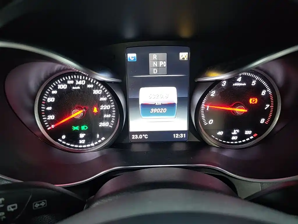 Mercedes-Benz GLC 2018 GLC 200 4MATIC фото 12