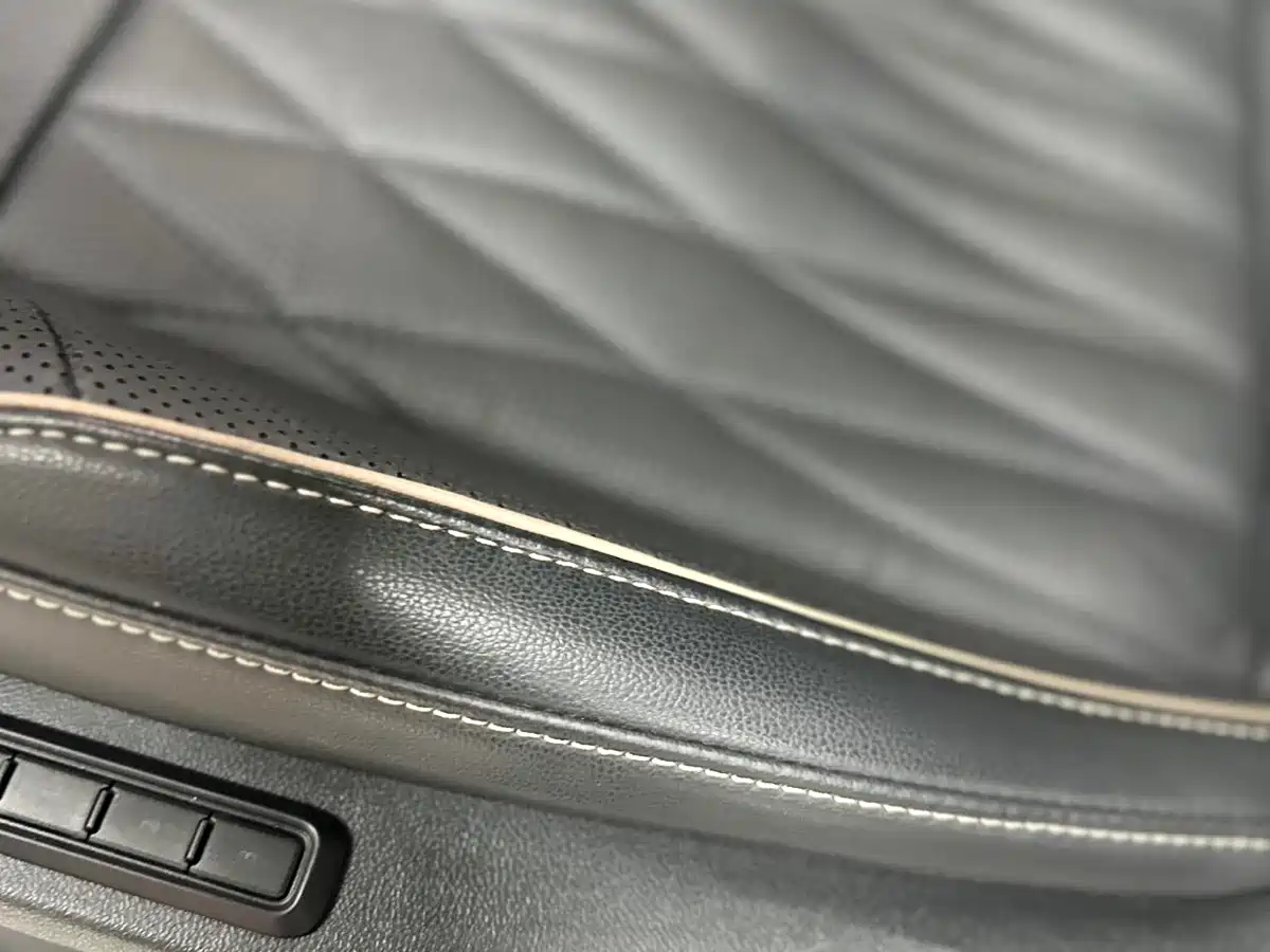 Volkswagen Passat 2019 330TSI Luxury Edition China VI фото 15