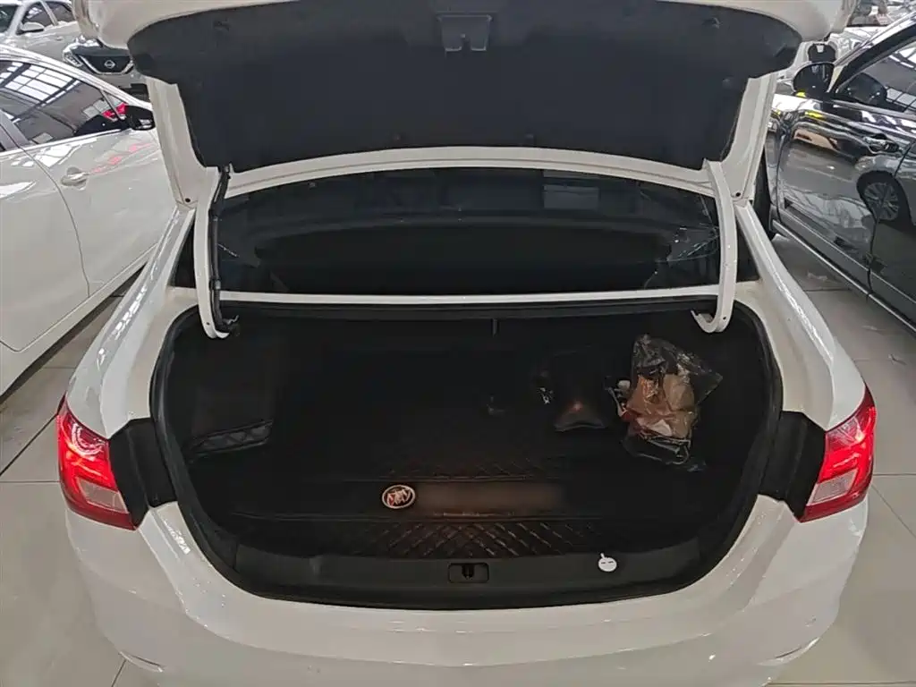 Buick Excelle 2017 15N Automatic Elite фото 19