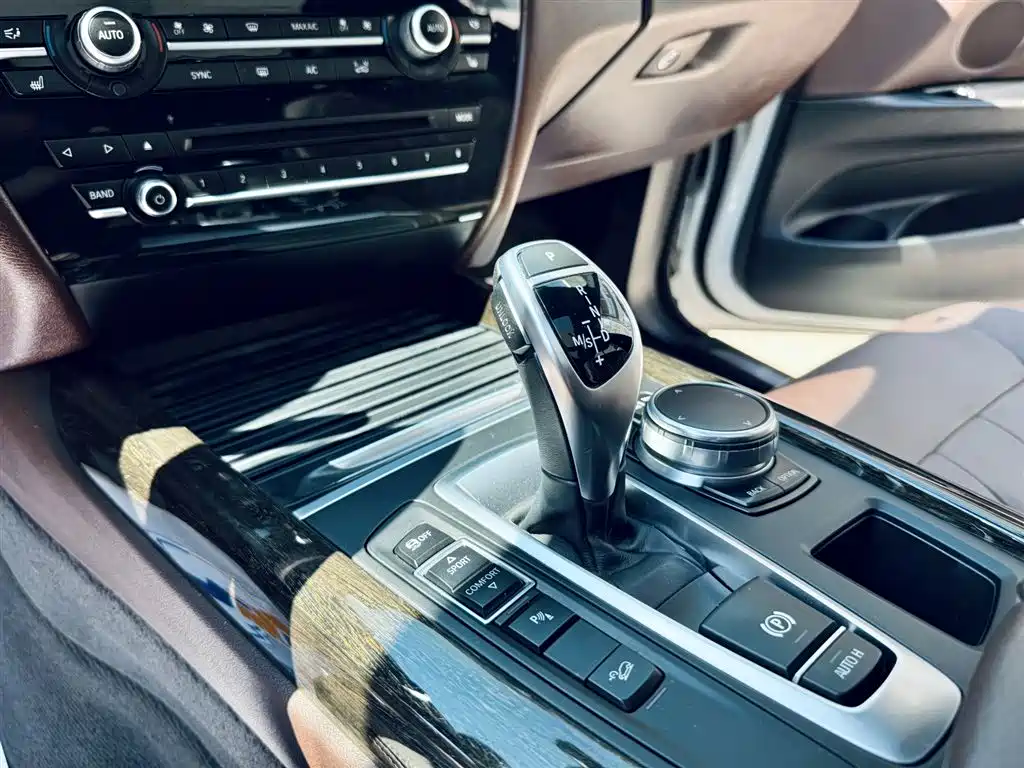 BMW X5 (Import) 2017 xDrive35i M Sport фото 11