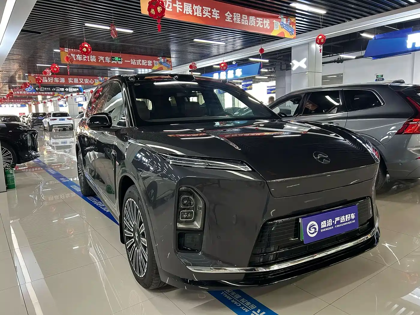 NIO ES8 2025 Model 6-Seat Executive Luxury Edition фото 3