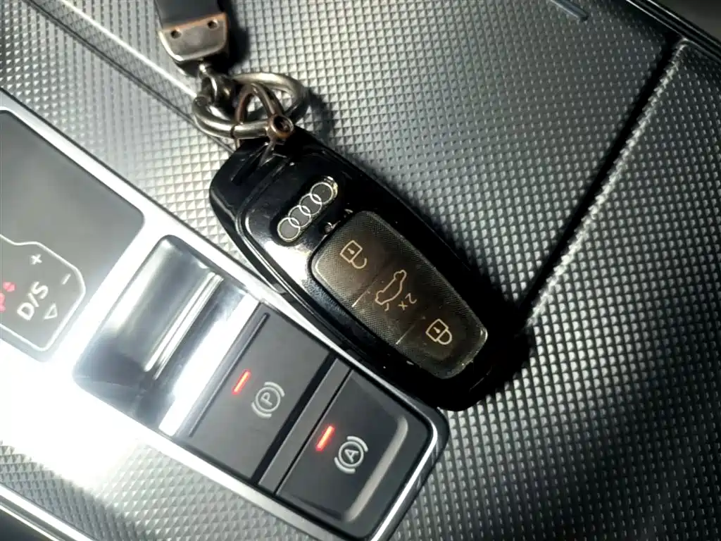 Audi A6L 2022 45 TFSI quattro Premium Dynamic фото 9