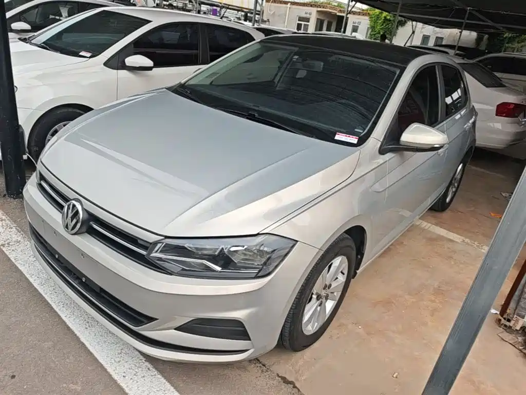 Volkswagen Polo 2019 Plus 1.5L Automatic Panorama Enjoyment Edition фото 2