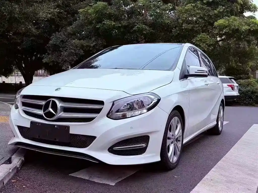 Mercedes-Benz B-Class 2017 B 200 Dynamic