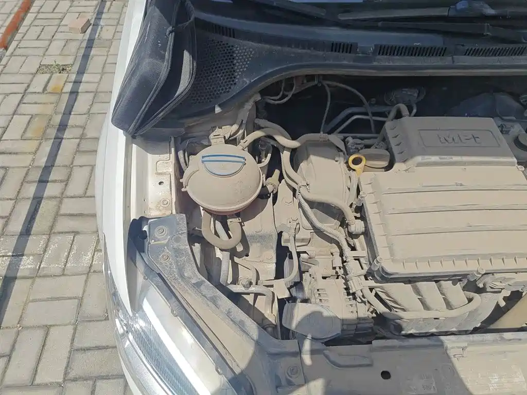 Volkswagen Santana 2015 1.6L Automatic Comfort Edition фото 23