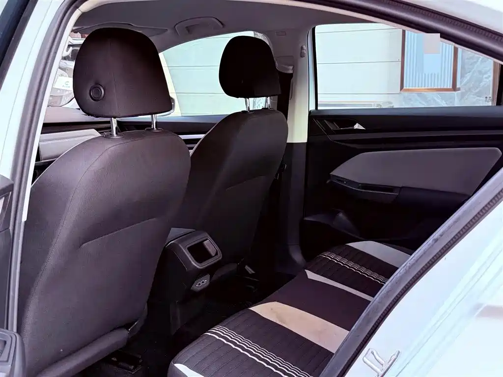 Volkswagen Bora 2024 200TSI DSG Smooth Ride Edition фото 6