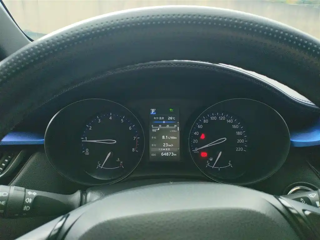 Toyota C-HR 2018 2.0L Leading Sunroof Edition V фото 5
