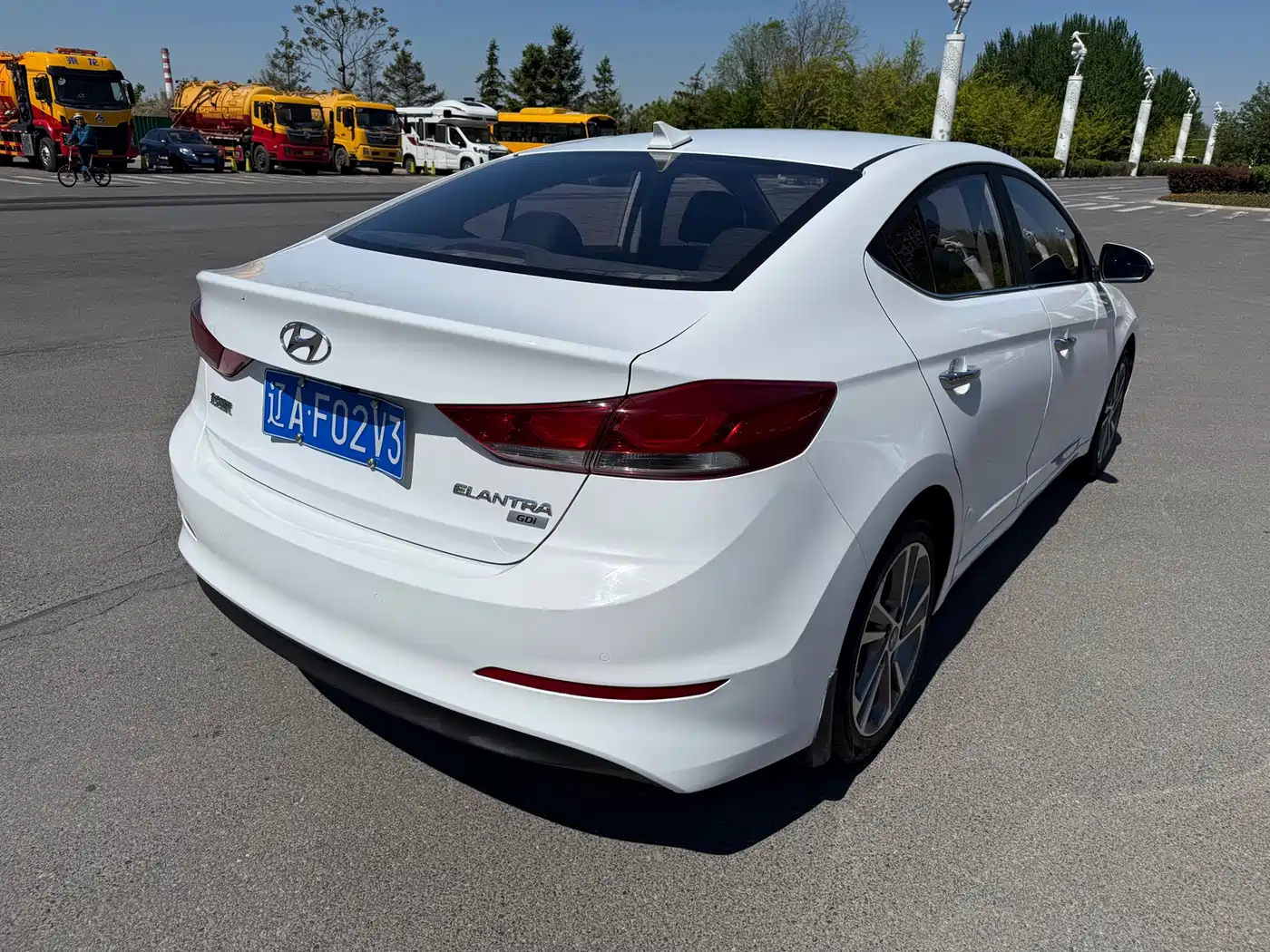 Hyundai Elantra 2016 Model 1.6L Automatic Smart Elite фото 9
