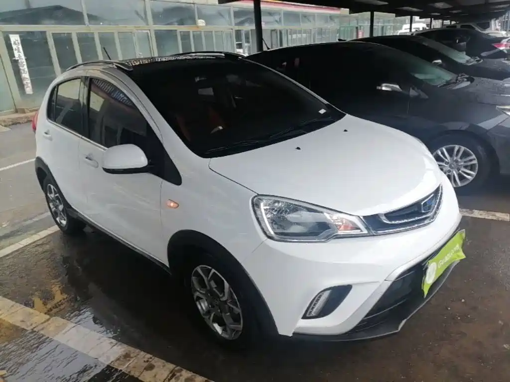 Geely Yuanjing X1 2017 2017 1.3L Auto Fun Edition
