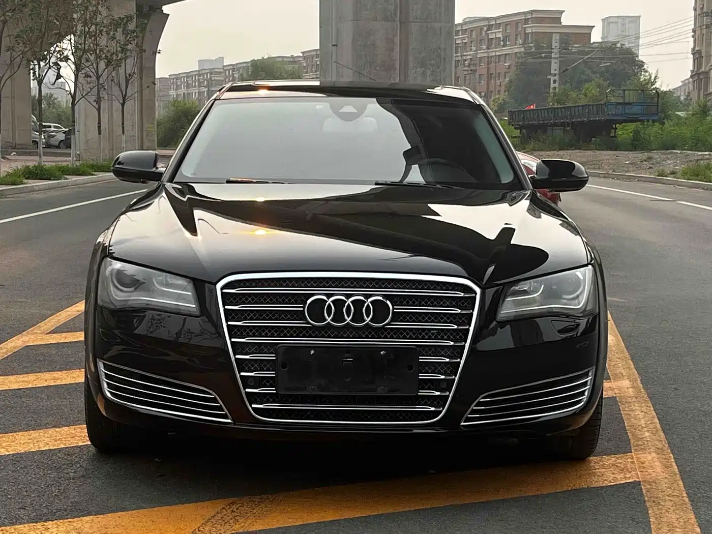 Audi A8 2013 A8L 45 TFSI quattro Comfort фото 2