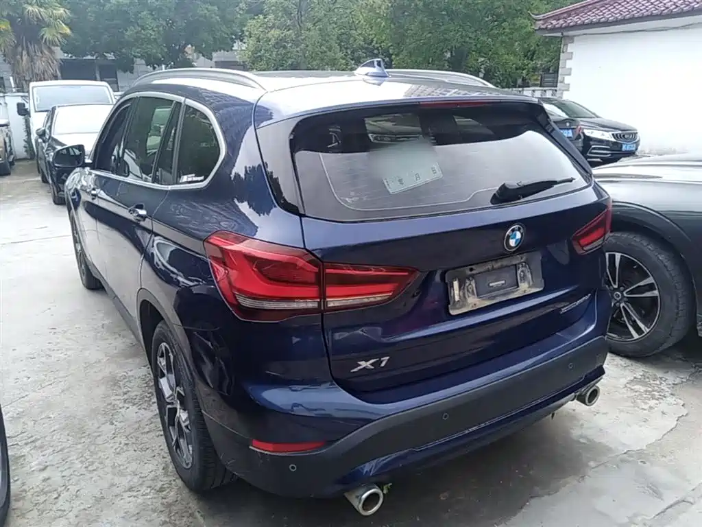 BMW X1 2020 sDrive25Li Leading Model фото 5