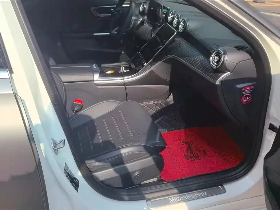 Mercedes-Benz C-Class 2024 C 260 L Sport фото 8