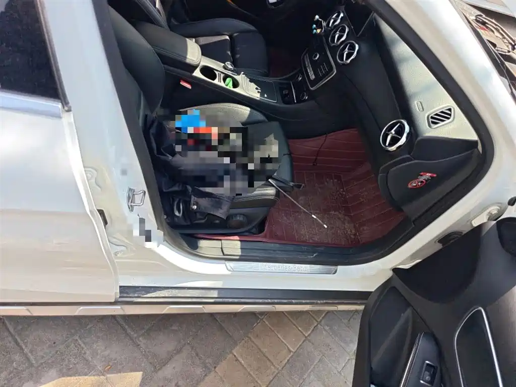 Mercedes-Benz GLA 2018 GLA 200 Dynamic фото 20