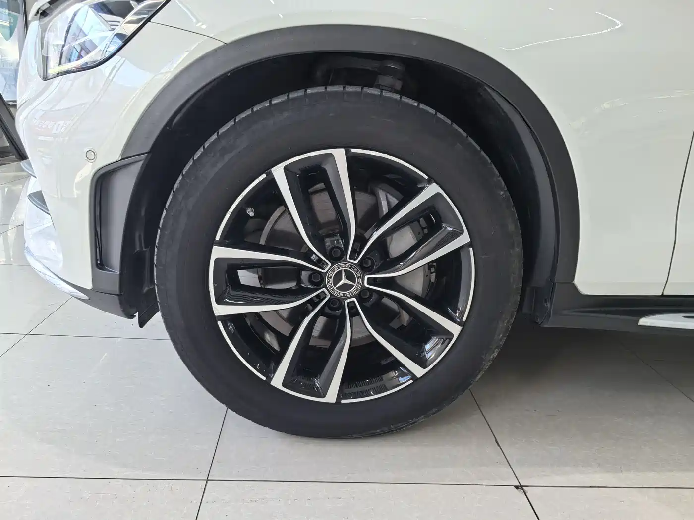 Mercedes-Benz GLC 2020 GLC 300 L 4MATIC Dynamic фото 5