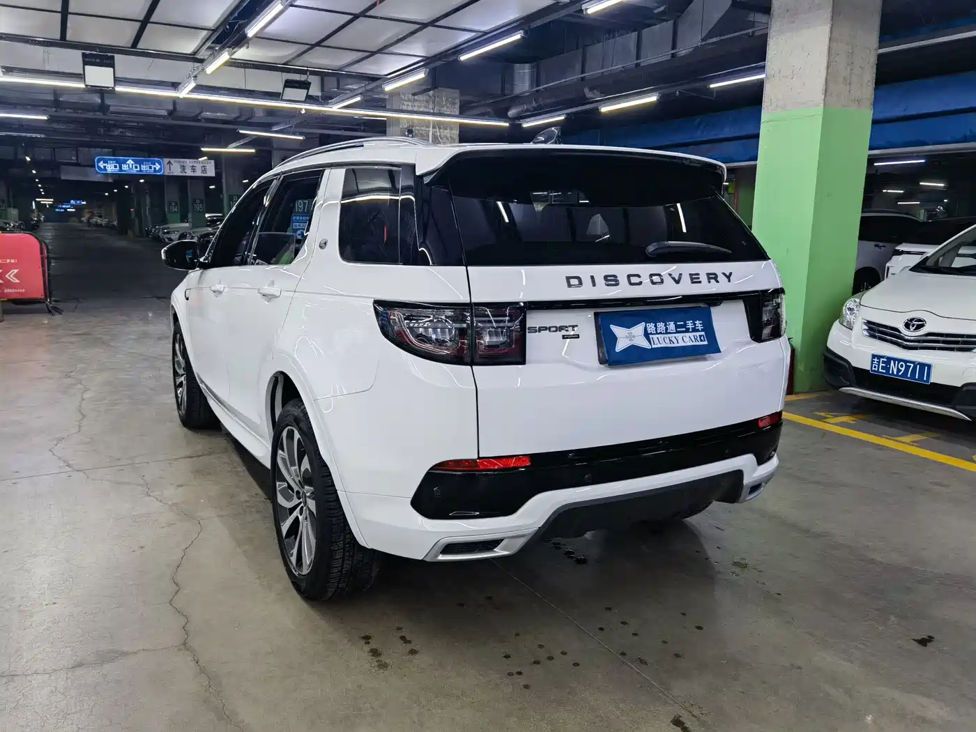 LAND ROVER DISCOVER SPORTS