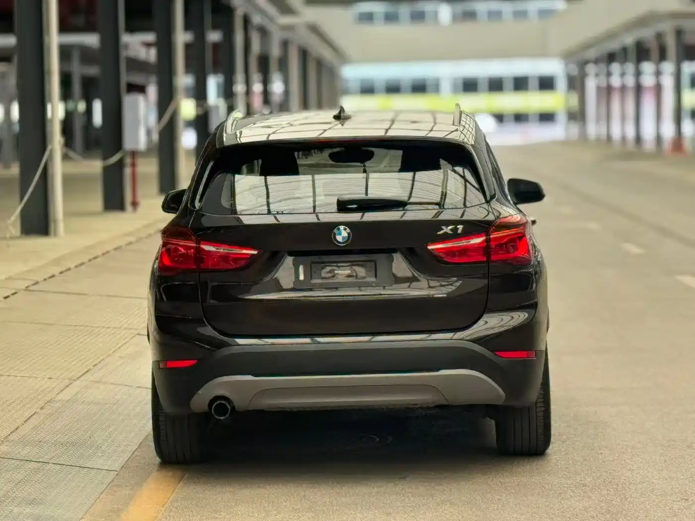 BMW X1 2016 sDrive18Li Fashion Model фото 12